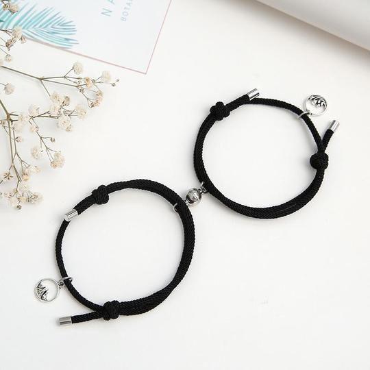 BowLift | Couples braided bracelets