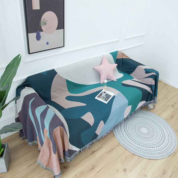 Cozy Abstract Patterned Throw Blanket
