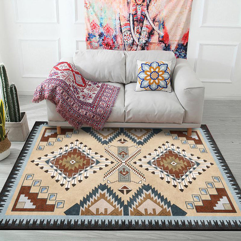 BowLift | Beige Vintage Carpet Polyester Tribal Pattern Carpet Washable Non-Slip Background Carpet for Living Room