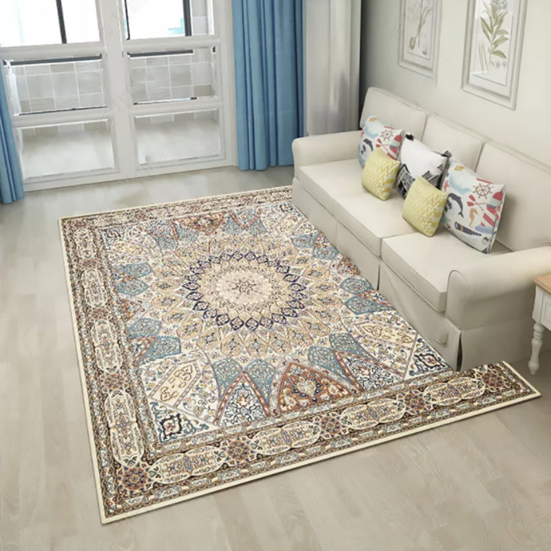 Brown bedroom rug with Moroccan medallion pattern made of polyester, non-slip, machine washable | Bowlift