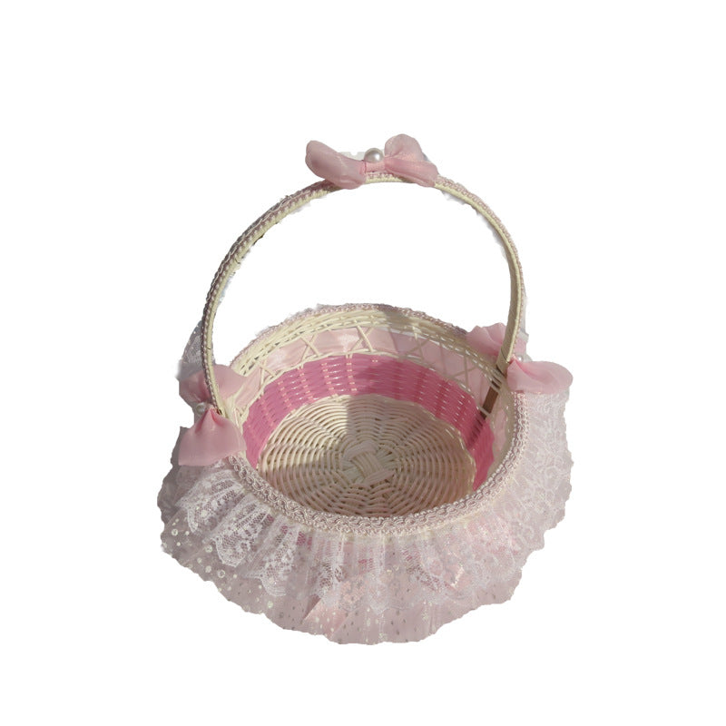 Decorative Lace Trimmed Wicker Basket Bowlift