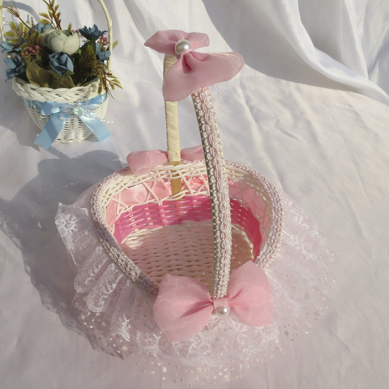 Decorative Lace Trimmed Wicker Basket Bowlift