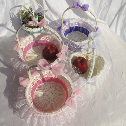 Decorative Lace Trimmed Wicker Basket Bowlift