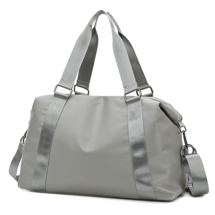 Sporty Duffel Bag with Robust and Water-Repellent Material Bowlift
