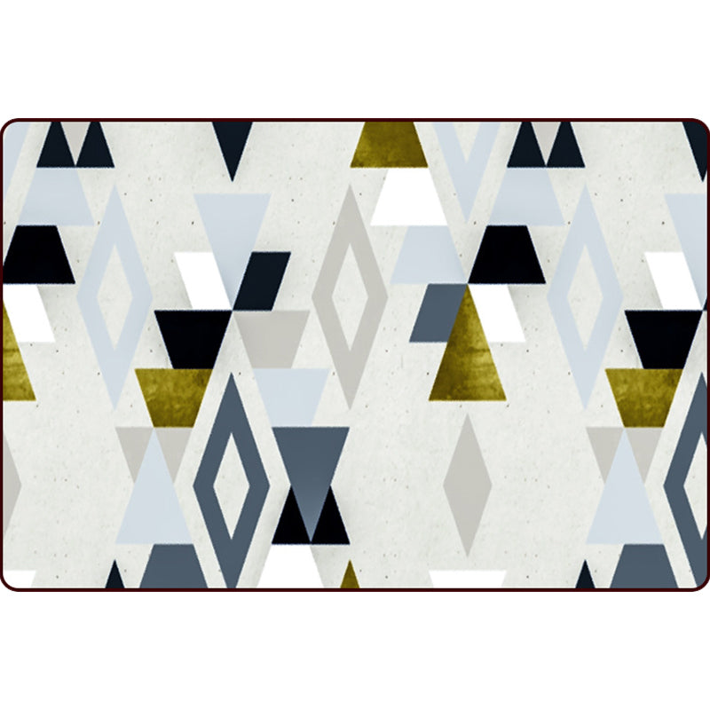 Gray Bedroom Rug Modern Geometric Diamond Pattern Area Rug Polyester Pet-Friendly Rug | Bowlift