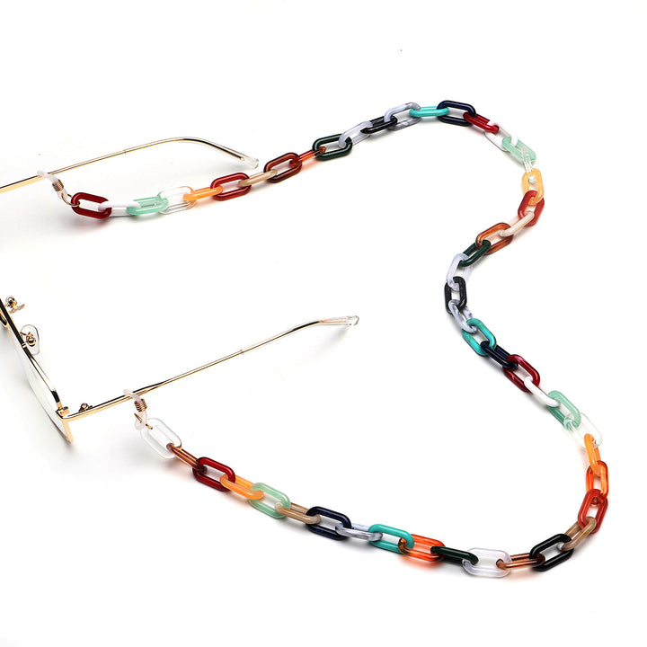 Fashion-Forward Eyewear Chain Bowlift