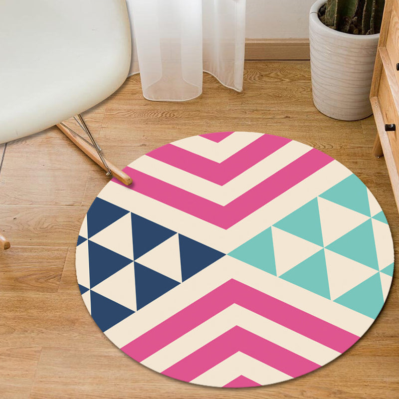 Modern living room rug in blue and yellow with geometric triangle pattern Rug made of polyester, stain-resistant rug for the living area | Bowlift