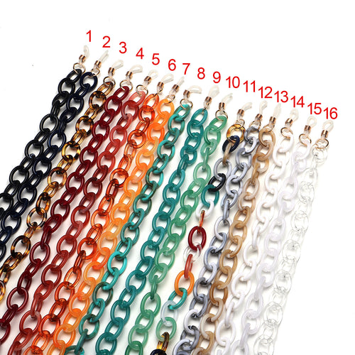 Fashion-Forward Eyewear Chain Bowlift