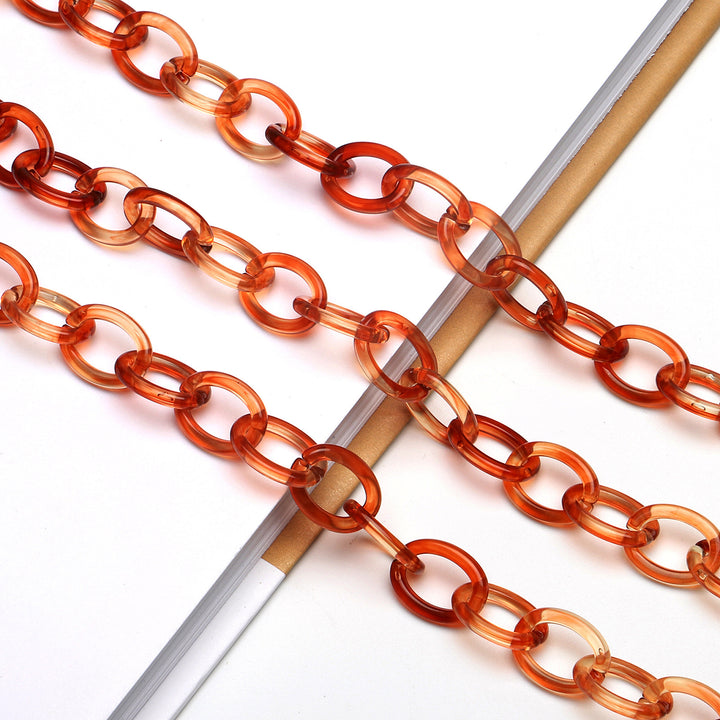 Fashion-Forward Eyewear Chain Bowlift