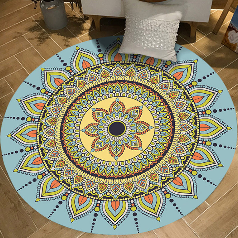 Moroccan floral patterned rug Multicolored polyester rug Washable pet-friendly non-slip rug for the living room | Bowlift