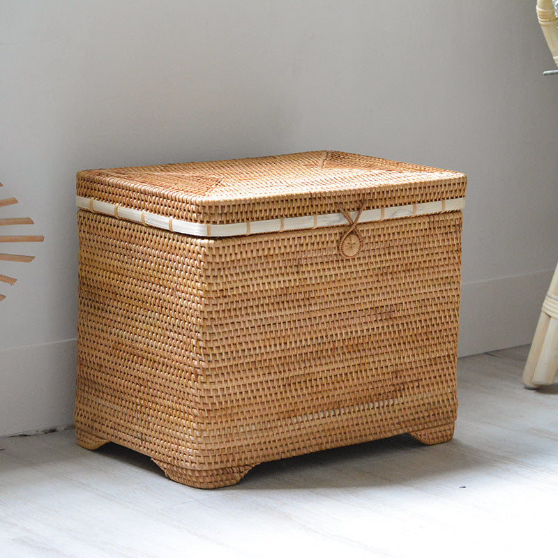 Stylish storage basket made of rattan Bowlift
