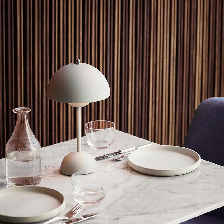 BowLift | Trendy Mushroom-shaped Design Lamp - MushLuxe