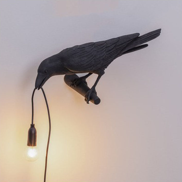 Auspicious bird table lamp personalized creative bedroom bedside animal shape bird resin wall lamp decoration