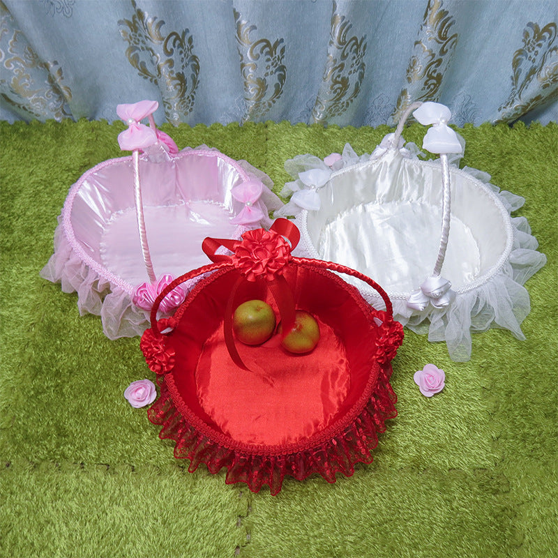 Ladies Elegant Decorative Basket with Tulle and Flowers Bowlift