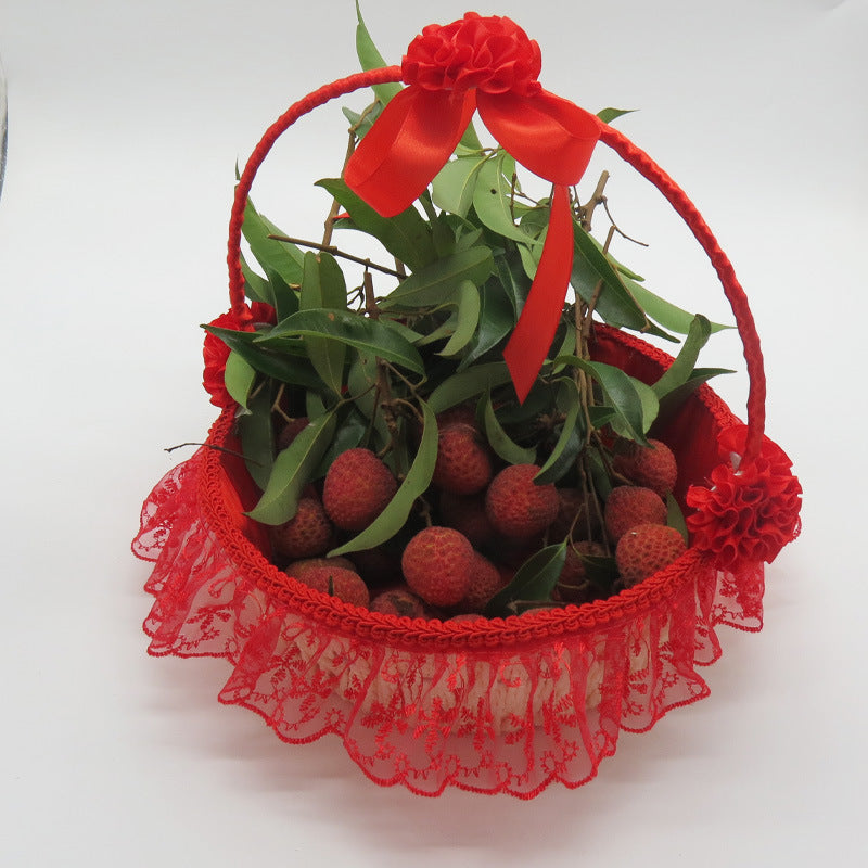 Ladies Elegant Decorative Basket with Tulle and Flowers Bowlift