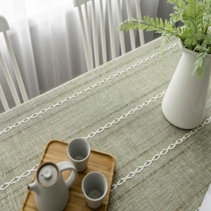 BowLift | CotLinens – Elegant table runner made of cotton and linen