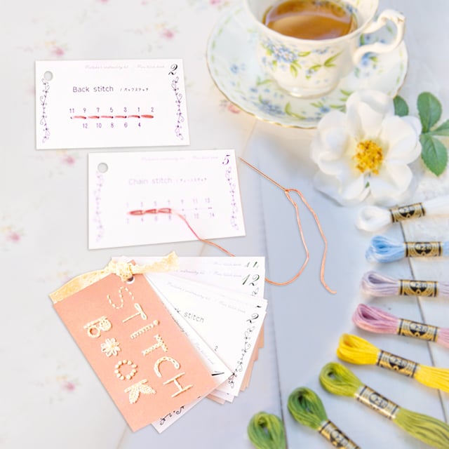 BowLift | Creative Mini Sewing Book