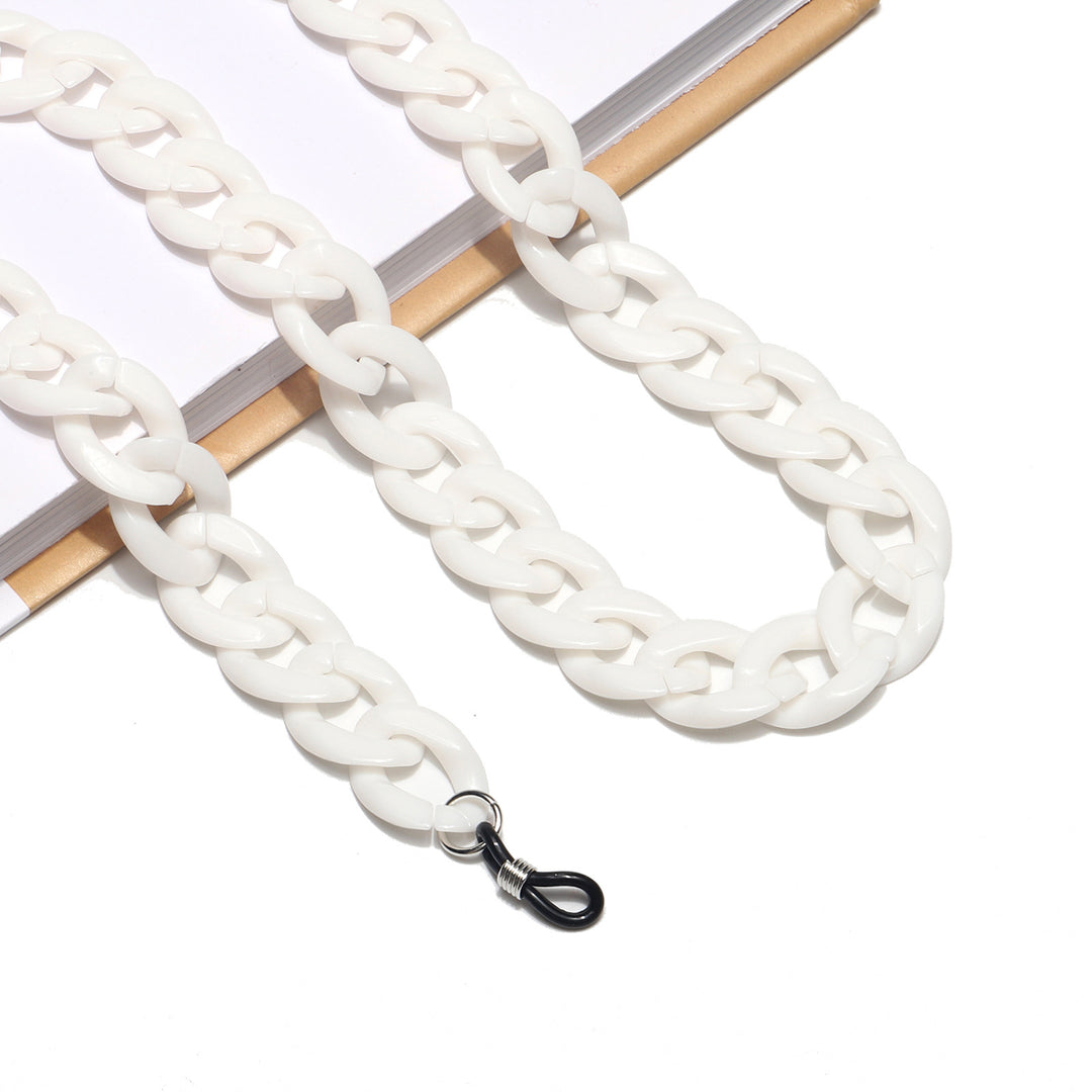 Statement Eyewear Chain Bowlift