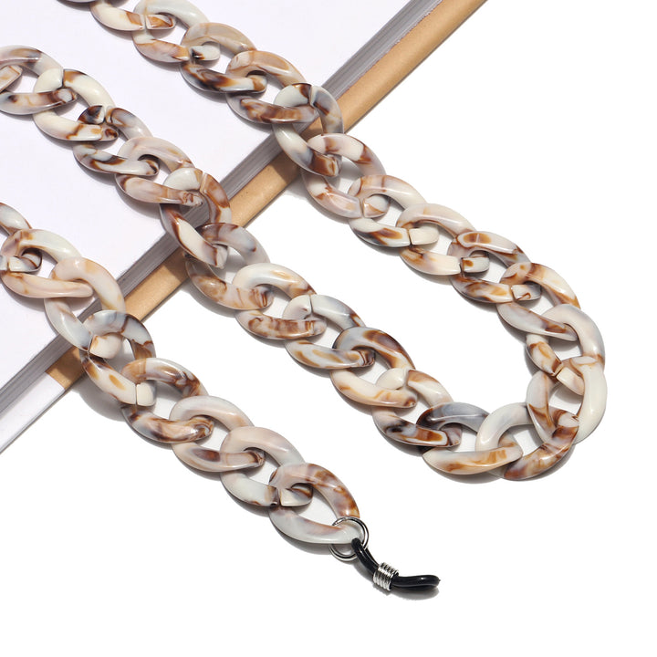 Statement Eyewear Chain Bowlift