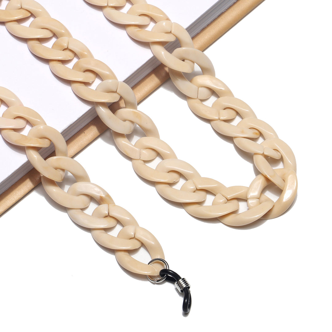 Statement Eyewear Chain Bowlift