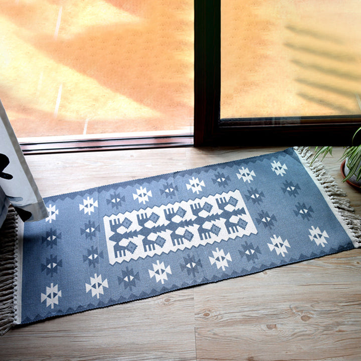 Stylish tribal pattern rug Multicolored Moroccan rug made of cotton Washable Non-slip Pet-friendly rug for the living room | Bowlift