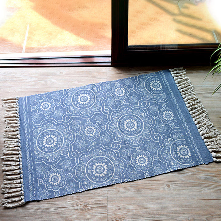 Stylish tribal pattern rug Multicolored Moroccan rug made of cotton Washable Non-slip Pet-friendly rug for the living room | Bowlift