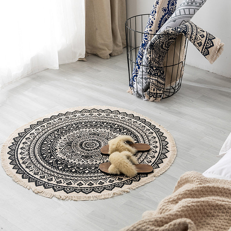Moroccan tribal floral pattern rug Multicolored cotton rug Non-slip Pet-friendly Washable rug for the bedroom | Bowlift