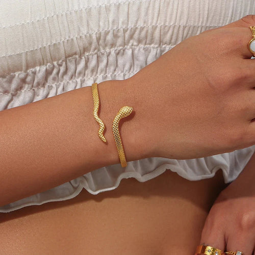 BowLift | 18k Adjustable Snake Bracelet