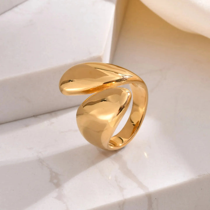 BowLift | 18k Chunky Droplet Wrap Around Ring