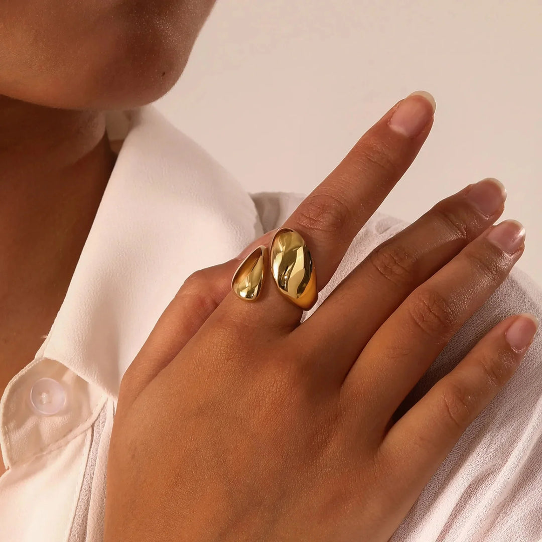BowLift | 18k Chunky Droplet Wrap Around Ring