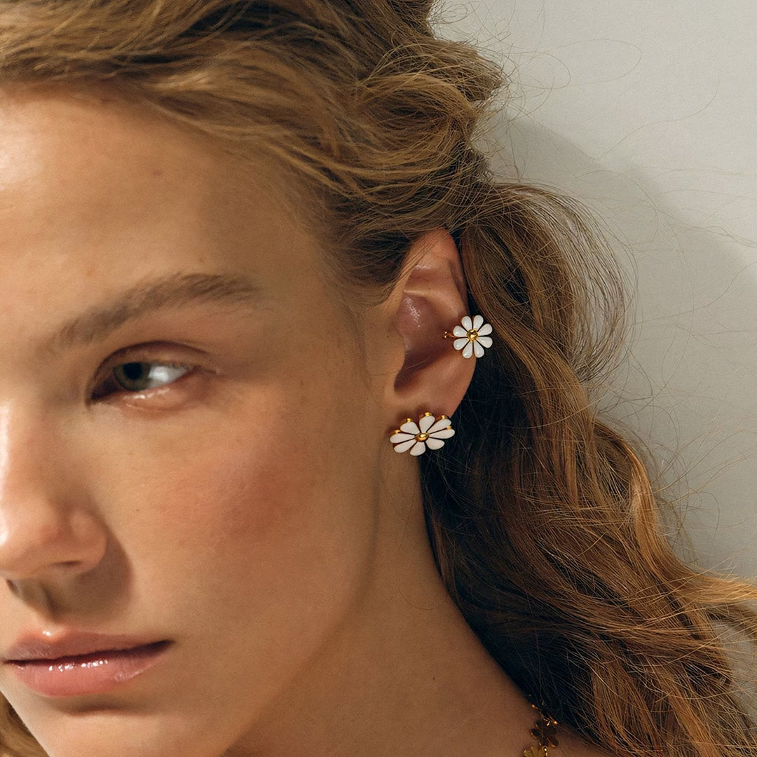 BowLift | 18k Dainty Daisy Floral Earrings