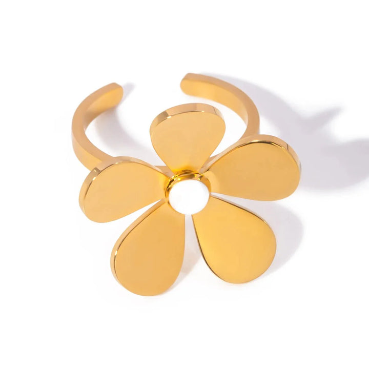 BowLift | 18k Dainty Daisy Floral Ring
