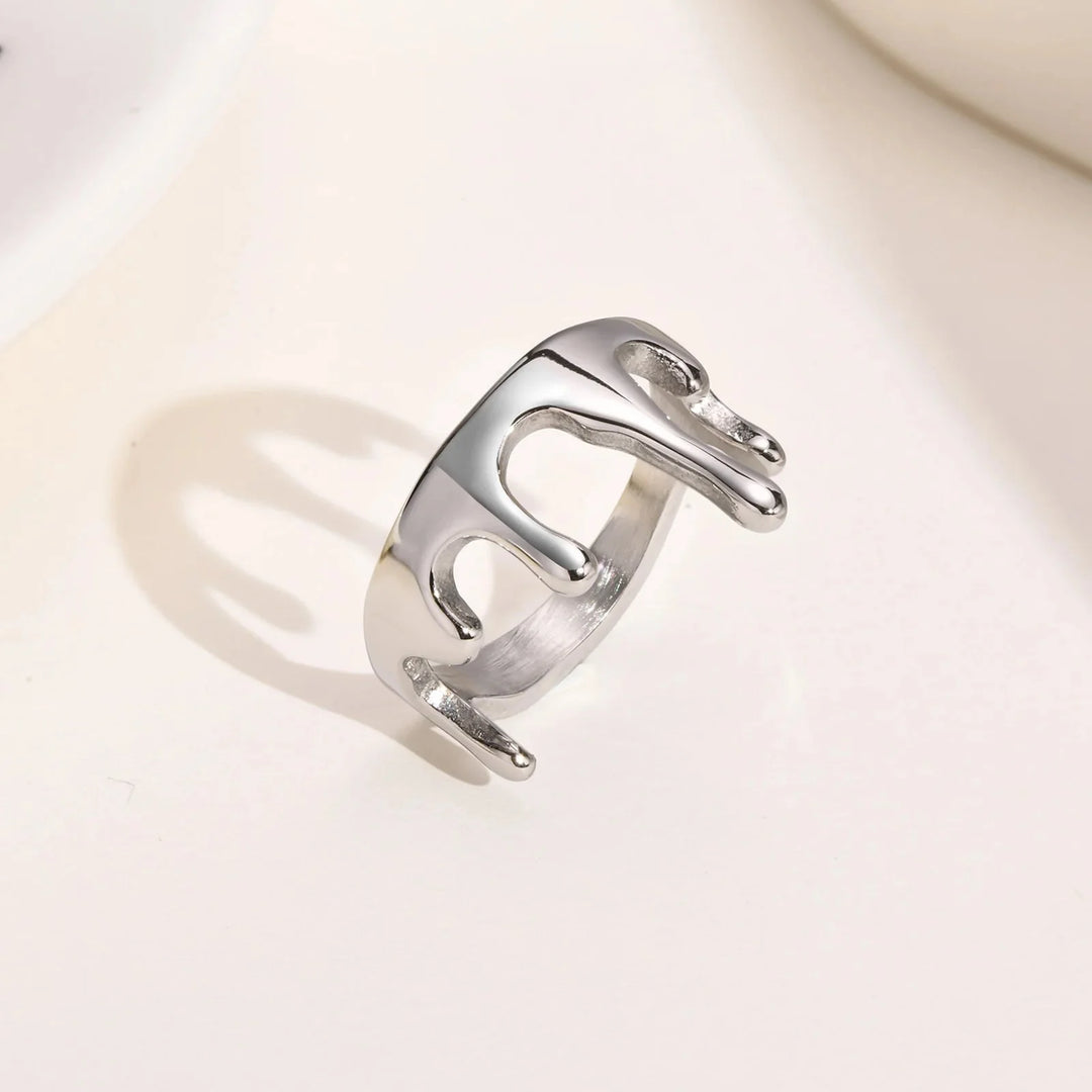 BowLift | 18k Minimal Melting Ring