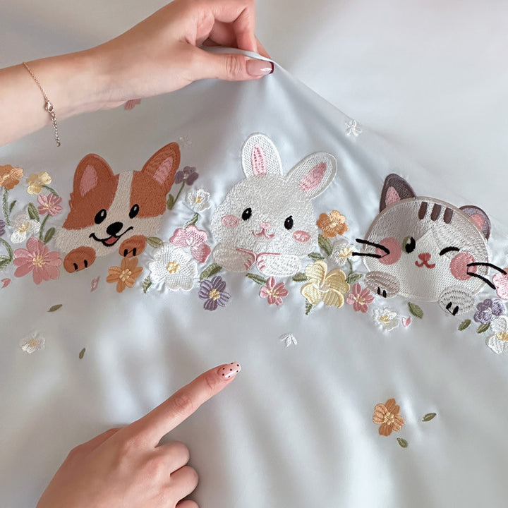 Tencel bedding set with embroidery