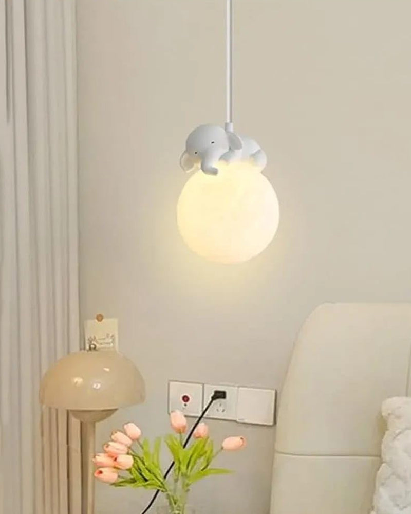 BowLift | Cute animal-shaped moon pendant lamp - Elephant