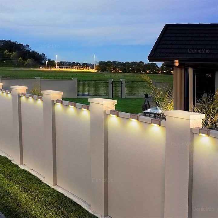 Outdoor Solar Railing LED Clip-On Fence & Deck Light Bowlift