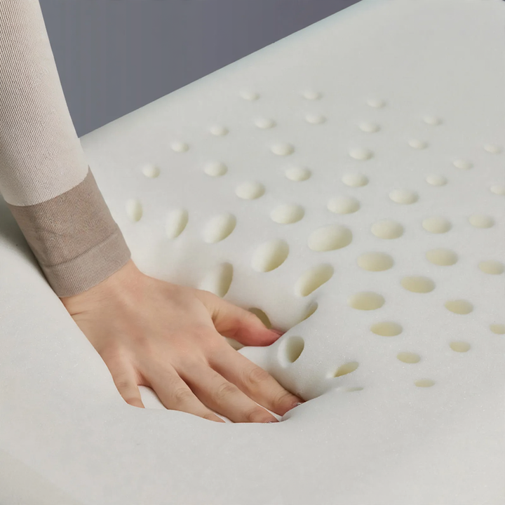 Memory foam neck support pillow