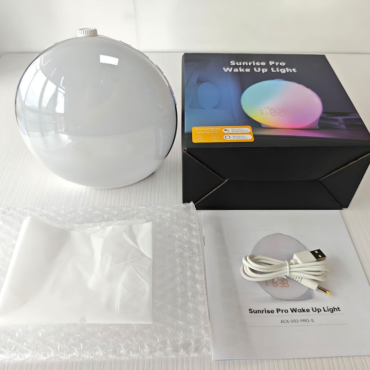 Intelligent LED daylight wake-up light with RGB ambiance