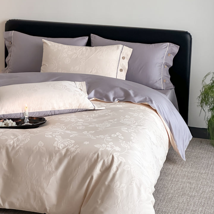 Cotton bedding set with jacquard pattern