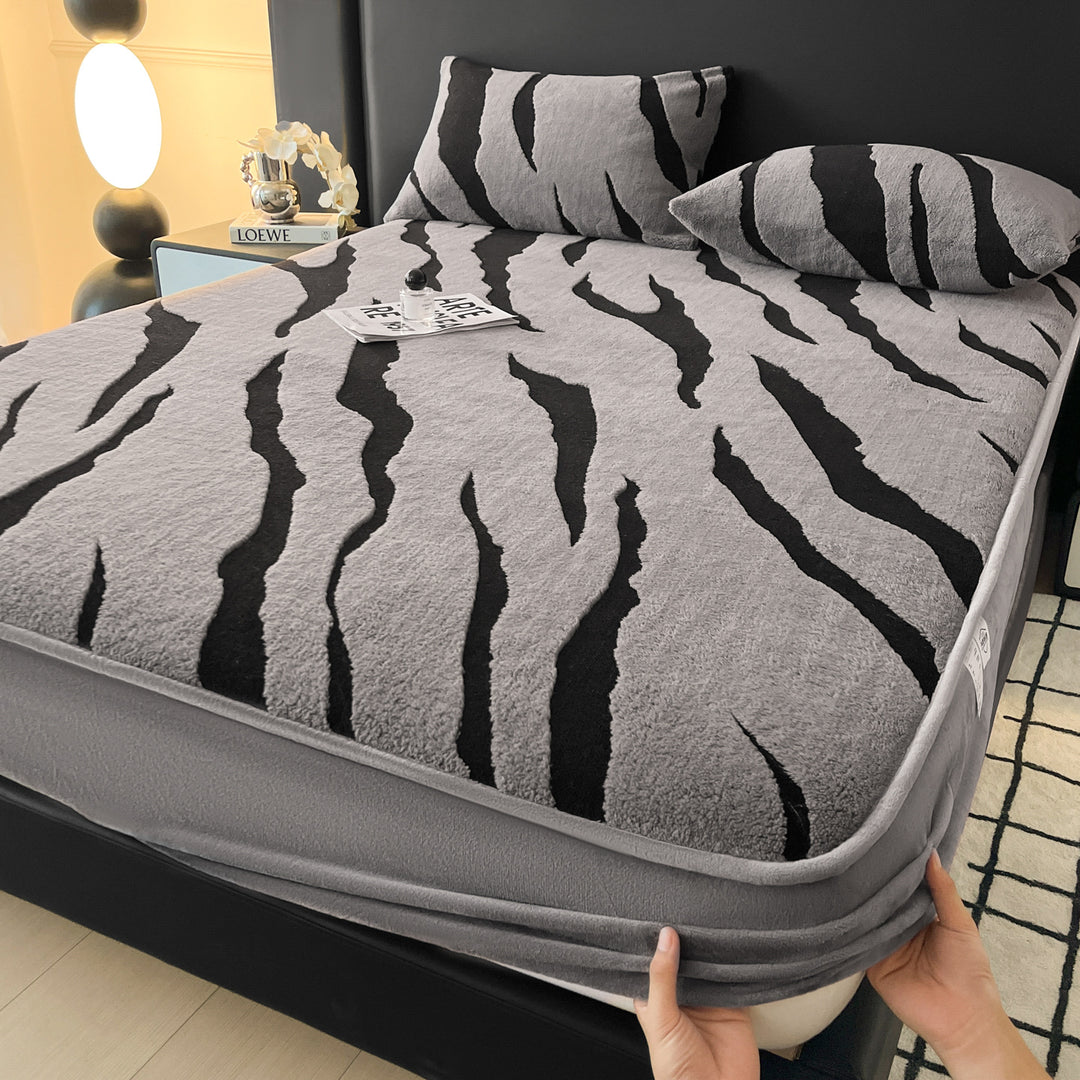 Milk fiber fitted sheet, waterproof, padded