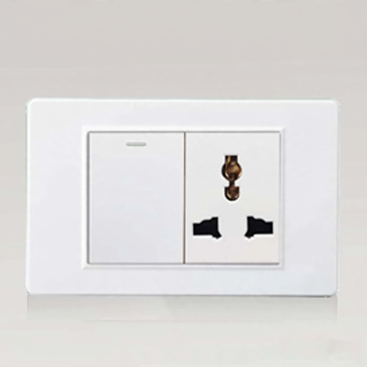 Socket 16A European standard with USB