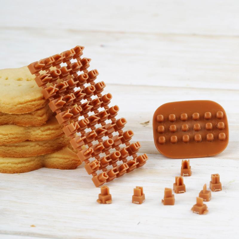 BowLift | English Alphabet Cookie Cutter
