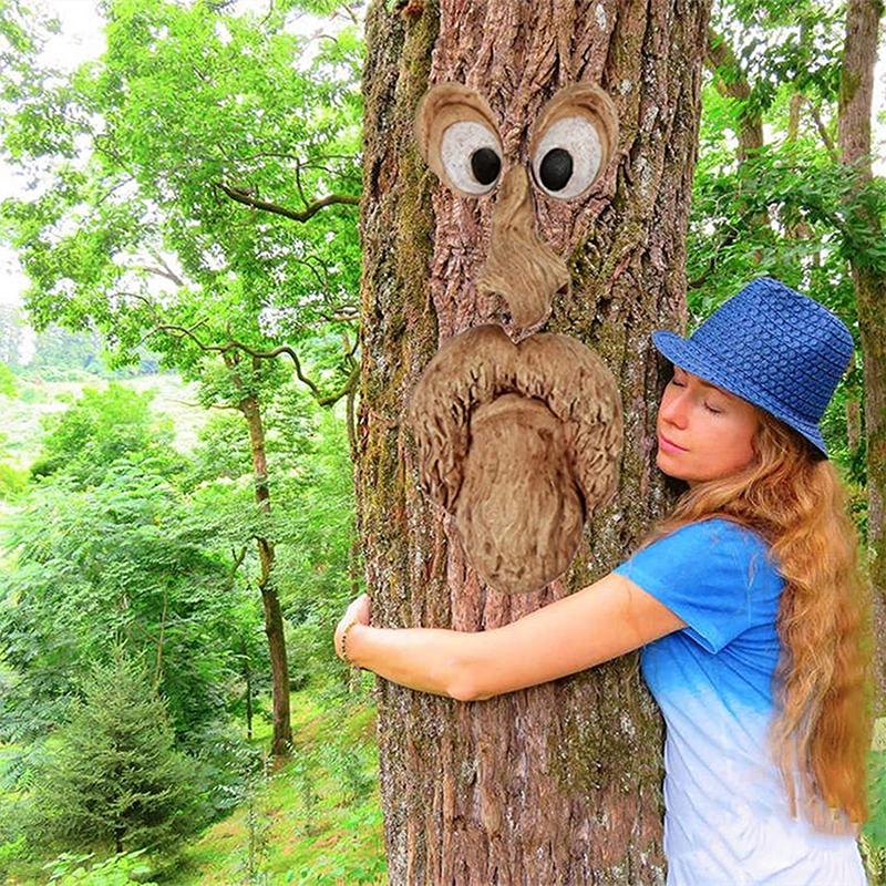BowLift | Outdoor Tree Face Decoration