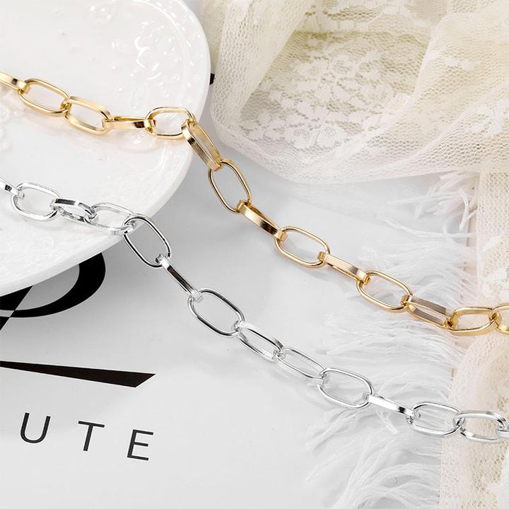 BowLift | Thick Chain Closure Necklace