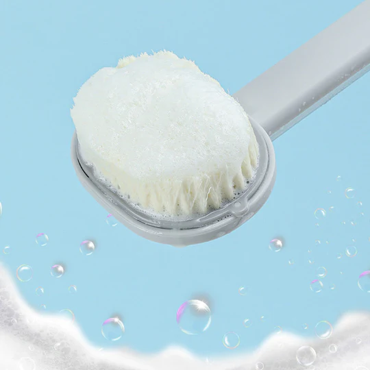 BowLift | GlowWhisk – Gentle cleansing that goes deep under the skin!