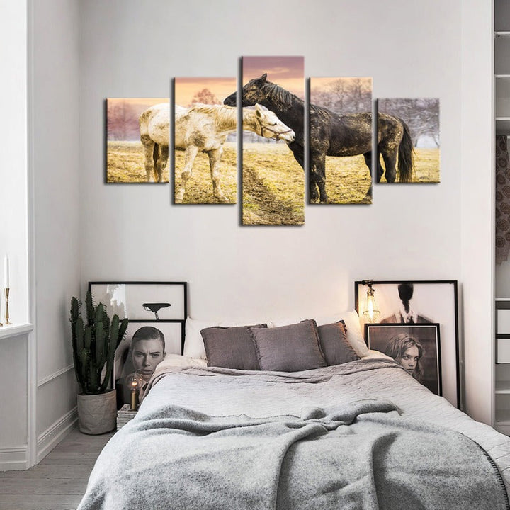 5 Piece Black & White Horses - Canvas Wall Art Painting | Bowlift