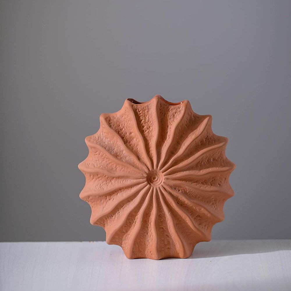 BowLift | Coral Crest Ceramic Vase