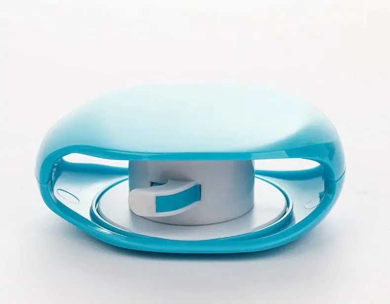 BowLift | Automatic Cable Reel – Retractable Organizer for USB & Headphone Cables