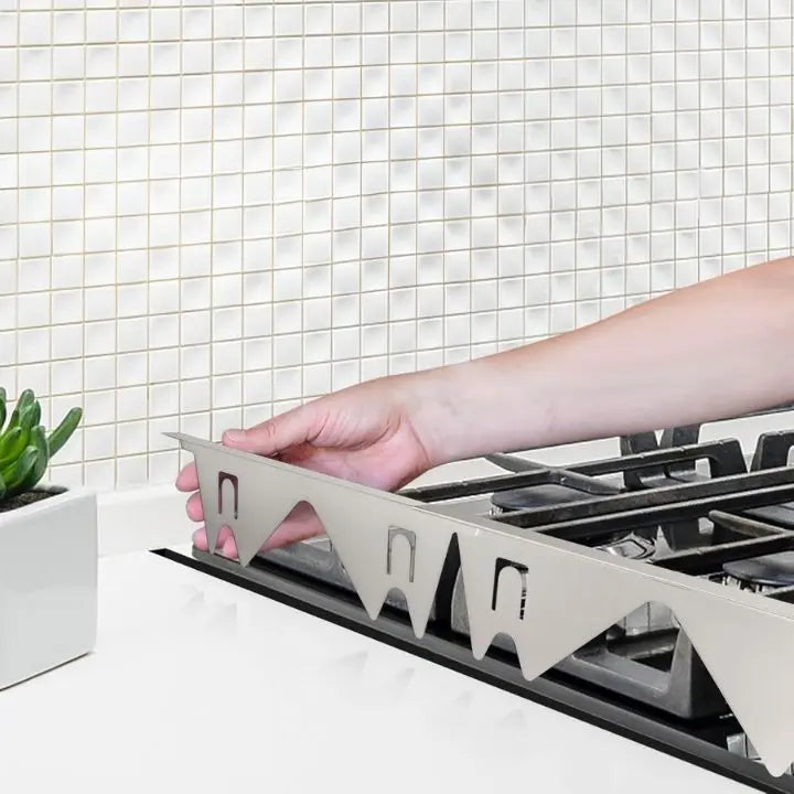 BowLift | Stove pRedection made of stainless steel – extendable, heat resistant
