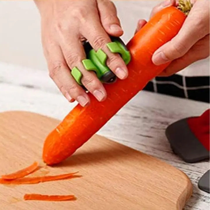 BowLift | Safe peeling with finger grip for fruit and vegetable peeler